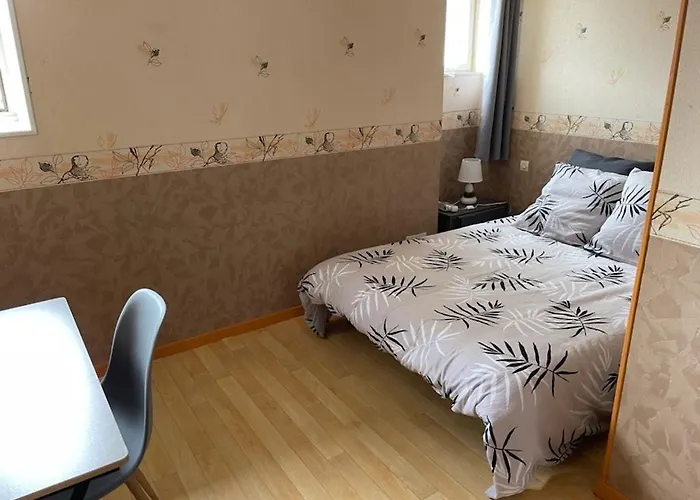 Double Avec Wifi Habitación en casa particular Châtellerault